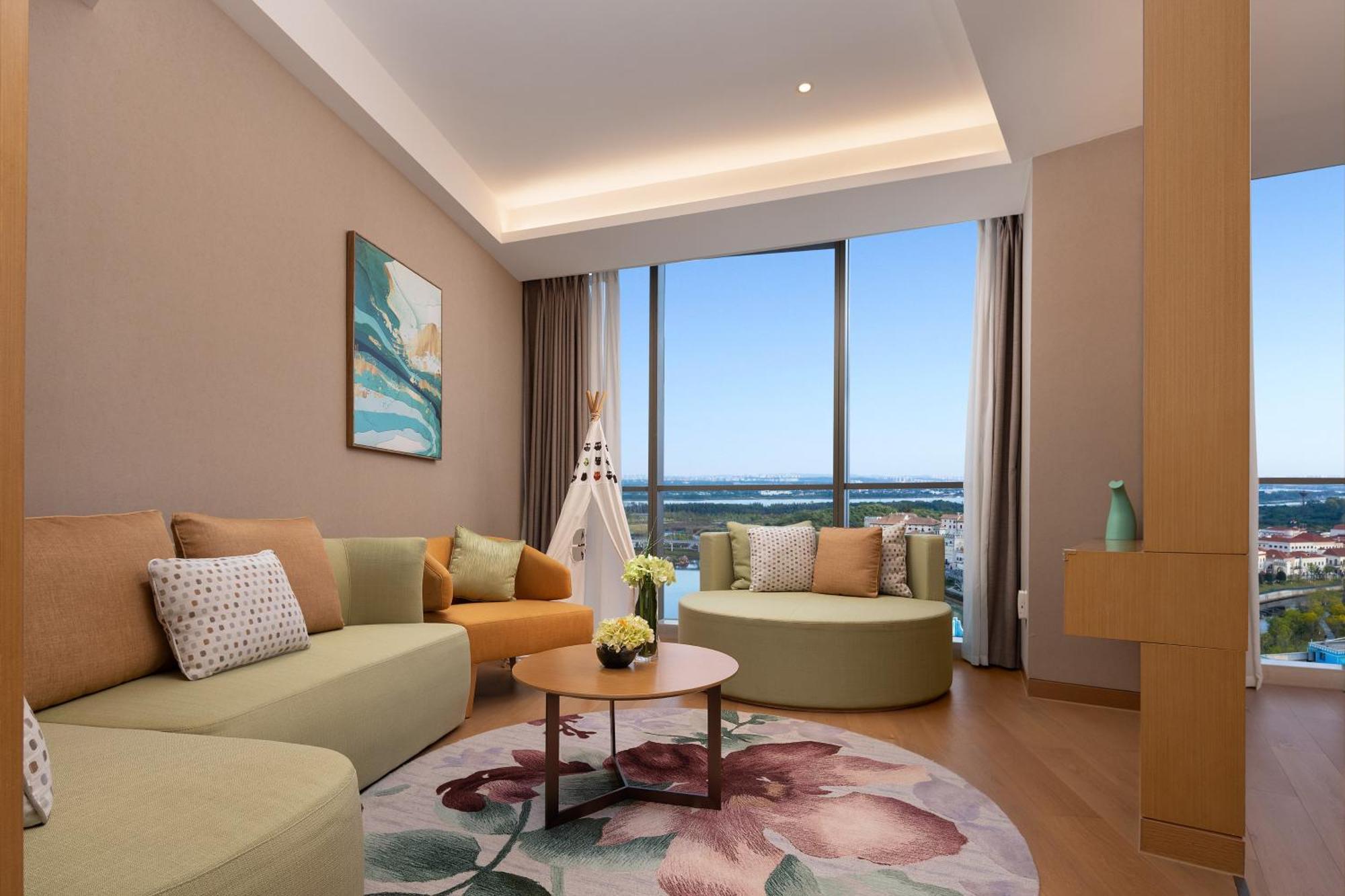 Holiday Inn Changsha Dawangshan By Ihg Zewnętrze zdjęcie